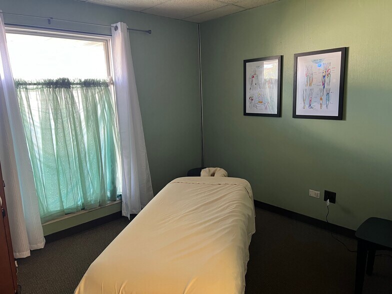 More Photos Of 12001 W 63rd Pl, Arvada Medical For Sale