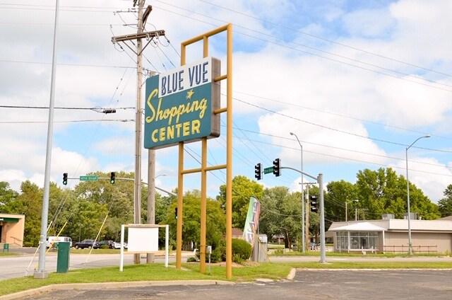 More Photos Of 4701 Blue Ridge Blvd, Kansas City Unknown For Lease