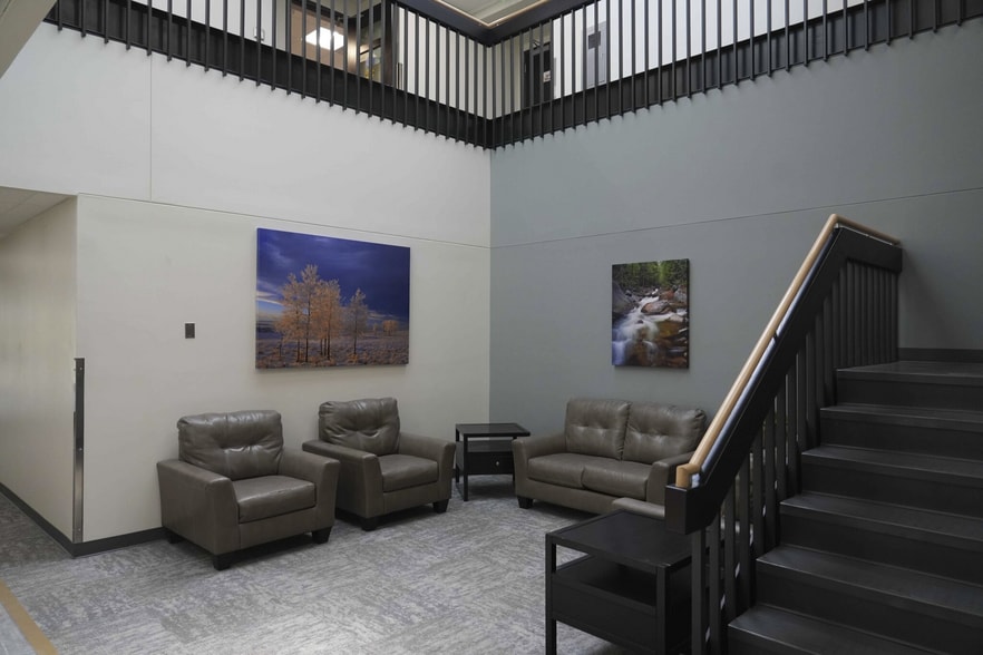 More Photos Of 9950 W 80th Ave, Arvada Medical For Lease