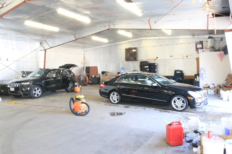 More Photos Of 5827 Star Ln, Houston Warehouse For Sale