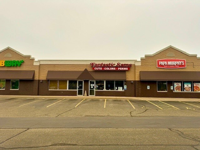 Primary Photo Of 1578 Paulson rd, River Falls General Retail For Lease