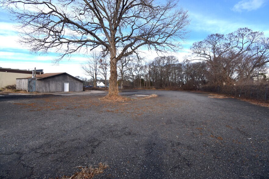 More Photos Of 1779 Middle Country Rd, Centereach Land For Lease