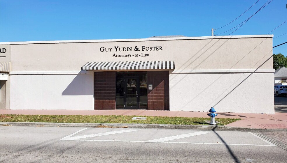 More Photos Of 55 SE Ocean Blvd, Stuart Office For Sale