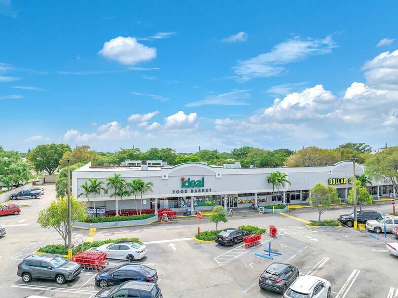 Primary Photo Of 904-1048 E Sample Rd, Pompano Beach Unknown For Lease