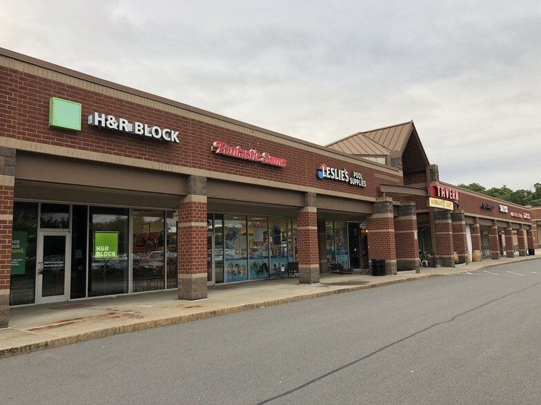 More Photos Of 579-1122 Troy Schenectady Rd, Latham Unknown For Lease