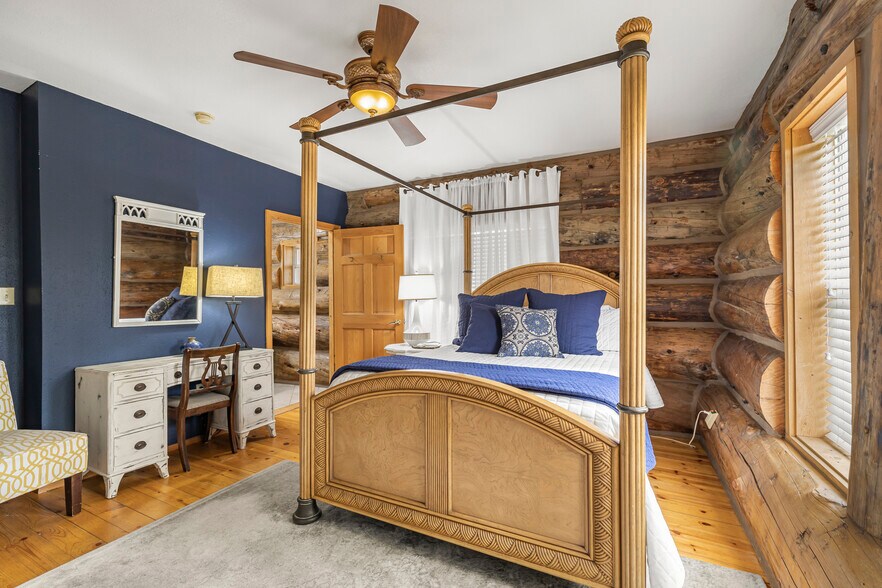 More Photos Of 13 Gott Ln, Salmon Hospitality For Sale