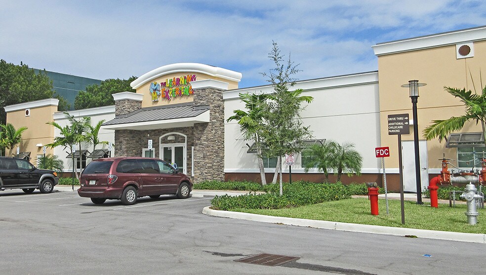 More Photos Of 351 Yamato Rd, Boca Raton Freestanding For Lease