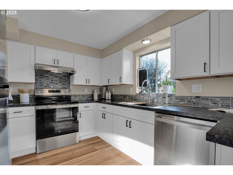 More Photos Of 11745 SW 70th Ave, Tigard Specialty For Sale