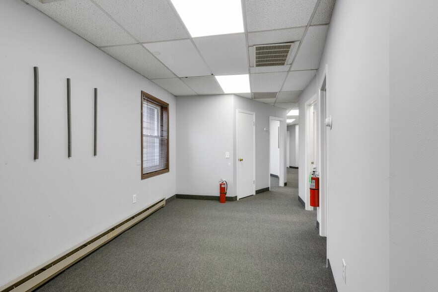 More Photos Of 127 Chestnut St, Roselle Park Storefront For Sale