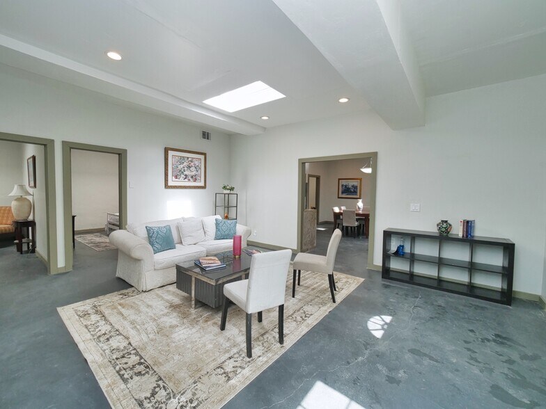 More Photos Of 9614-9616 MacArthur Blvd, Oakland Specialty For Sale
