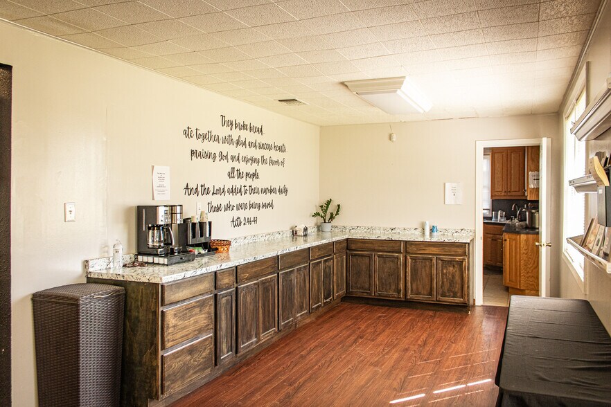 More Photos Of 3205 Lakeview Street, Bryan Religious Facility For Sale