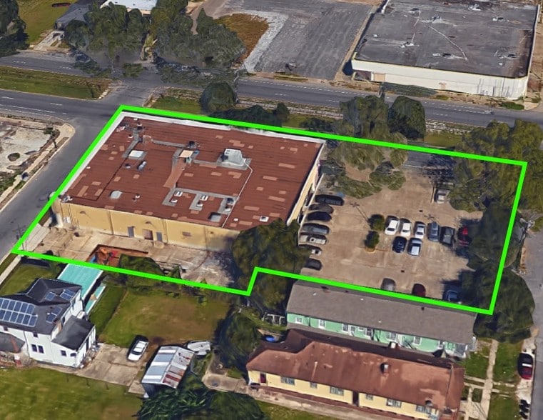 Primary Photo Of 5500 Saint Claude Ave, New Orleans Freestanding For Sale