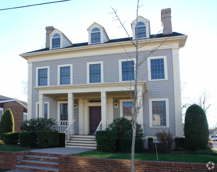 Primary Photo Of 339 Somerset St, Plainfield Medical For Lease