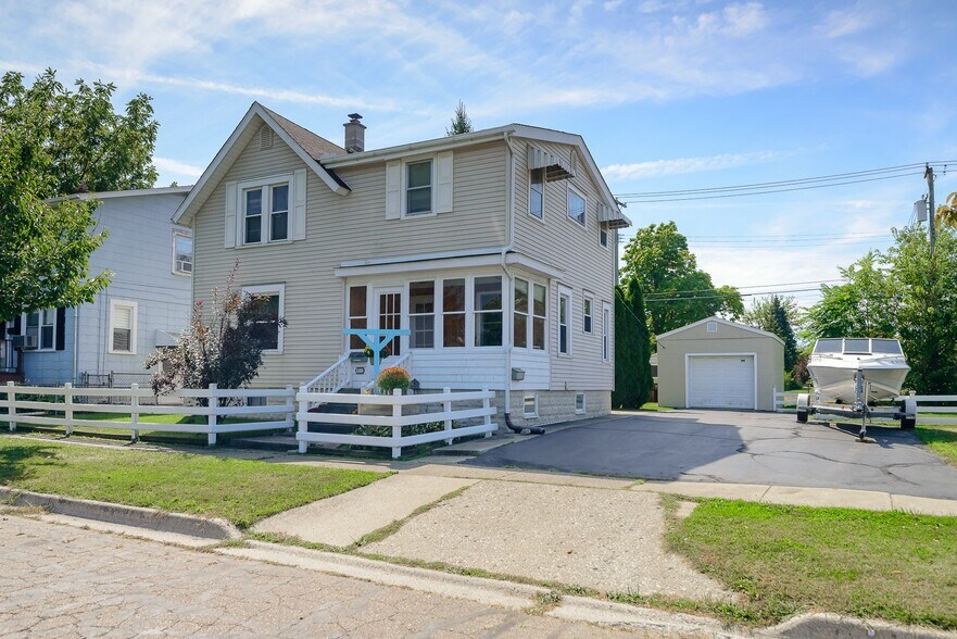 More Photos Of 1108 Humphrey St, Monroe Apartments For Sale