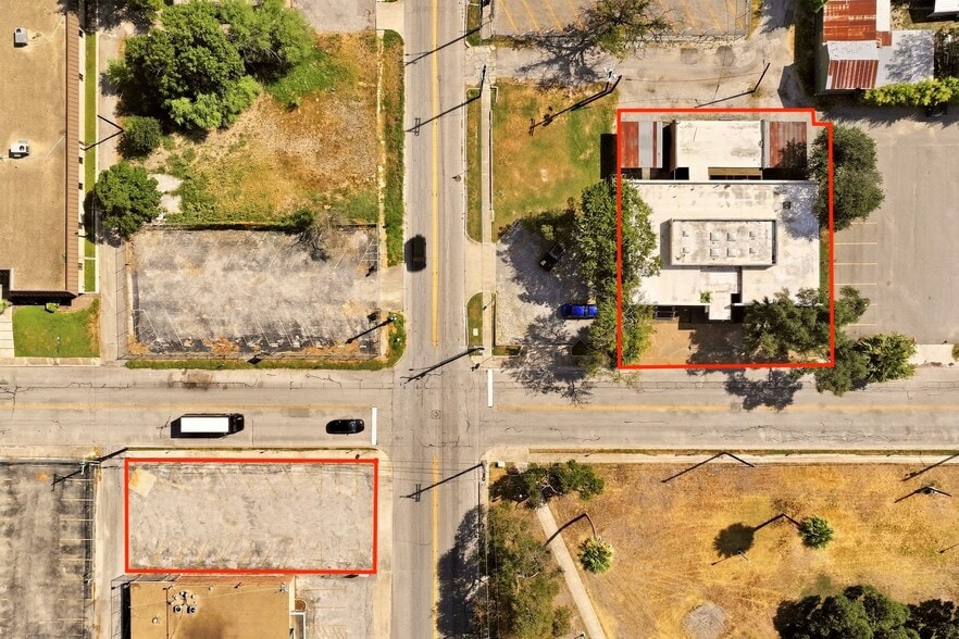 More Photos Of 420 Baltimore Ave, San Antonio Office For Sale