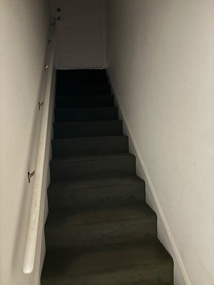 More Photos Of 2204 Crestmoor Rd, Nashville Medical For Lease