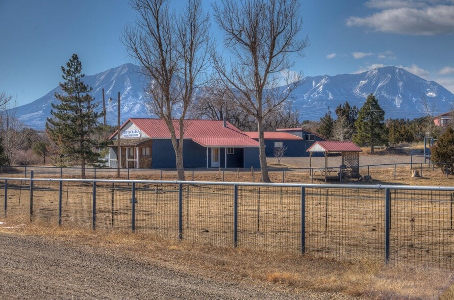 Primary Photo Of 22540 Us Highway 160, Walsenburg Veterinarian Kennel For Sale