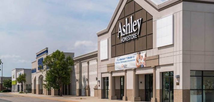 More Photos Of 1589-1595 Crossways Blvd, Chesapeake Storefront For Lease