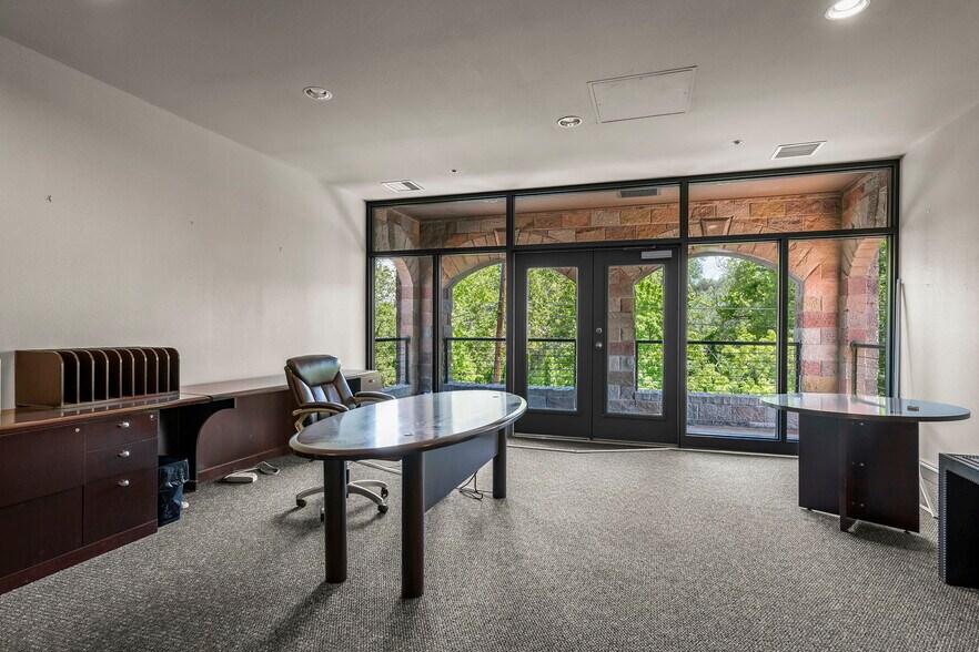 More Photos Of 6160 Plumas St, Reno Office For Lease