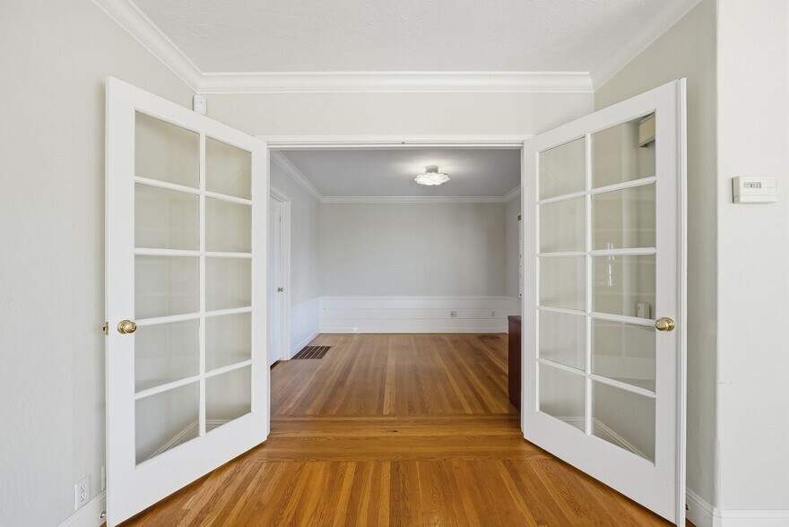 More Photos Of 29 Hawthorne Ave, Los Altos Office For Lease