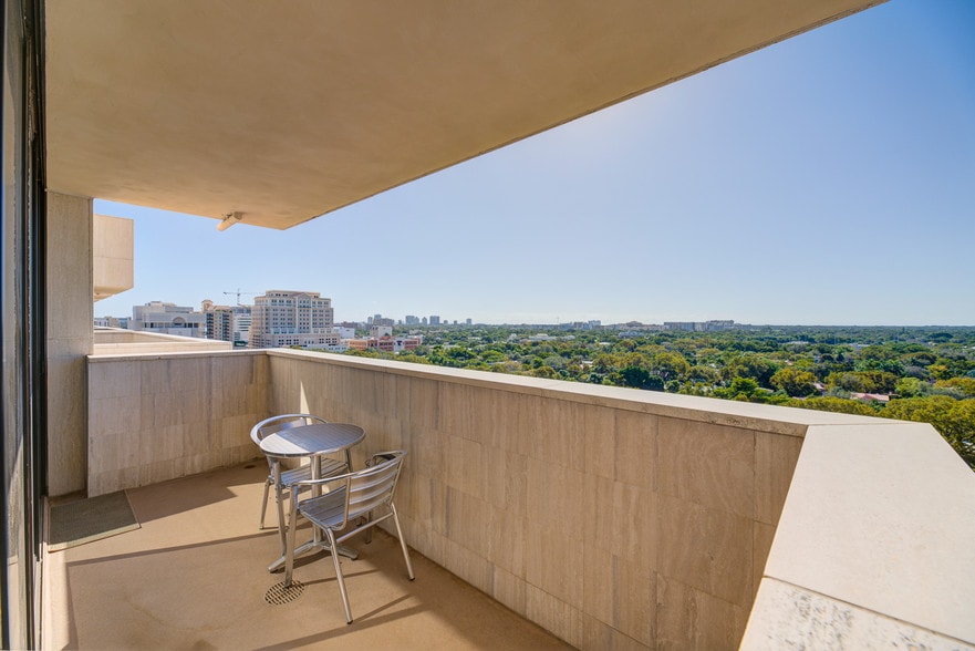 More Photos Of 550 Biltmore Way, Coral Gables Office For Lease