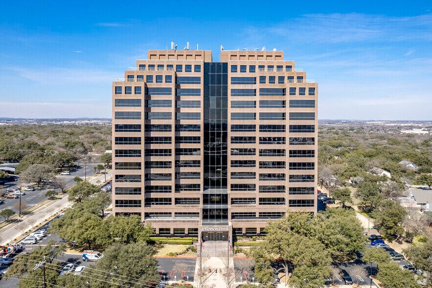 More Photos Of 1777 NE Loop 410, San Antonio Coworking Space