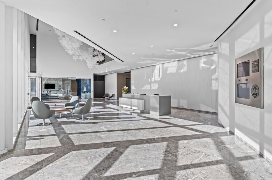 More Photos Of 4600 S Syracuse St, Denver Office For Lease