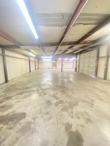 More Photos Of 6826 Baker Blvd, Richland Hills Light Manufacturing For Sale