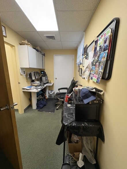 More Photos Of 312A Bedford Ave, Bellmore Healthcare For Sale