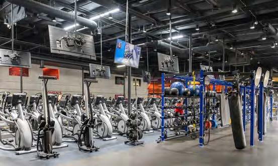 More Photos Of 284 W Shaw Ave, Clovis Freestanding For Sale