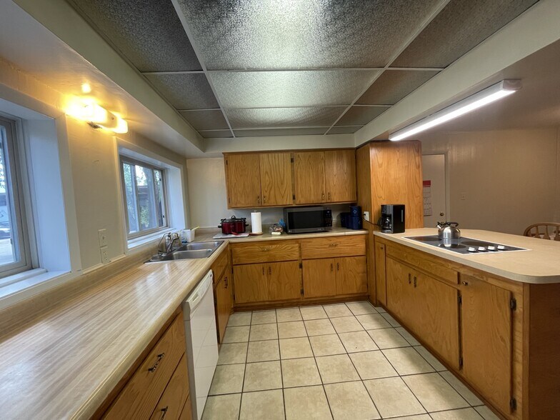 More Photos Of 1730 US Highway 287, Lander Self Storage For Sale