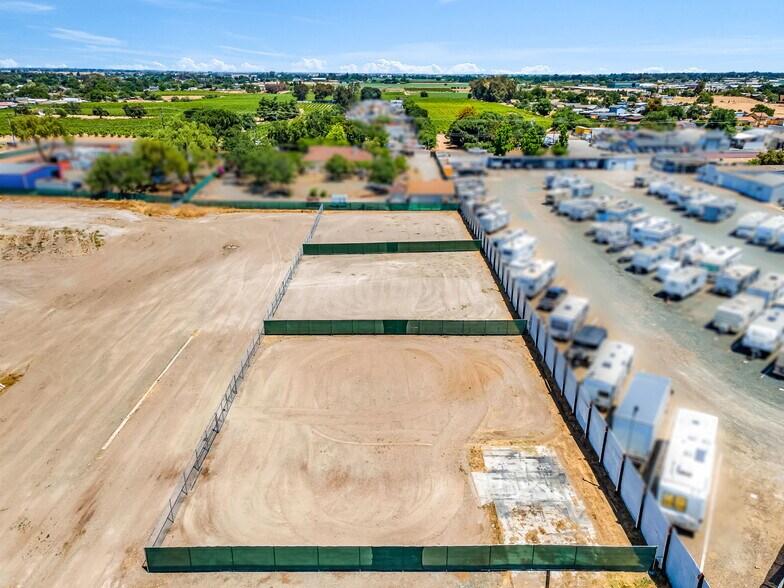 More Photos Of 6181 Brentwood Blvd, Brentwood Land For Lease