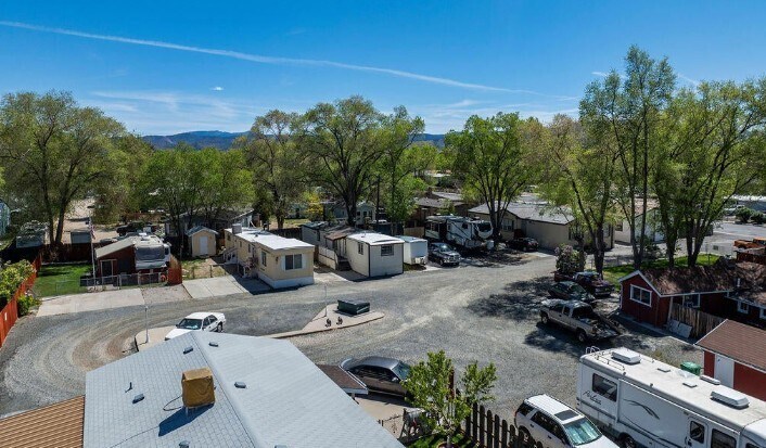 More Photos Of 2650 Carmine St, Carson City Multifamily For Sale