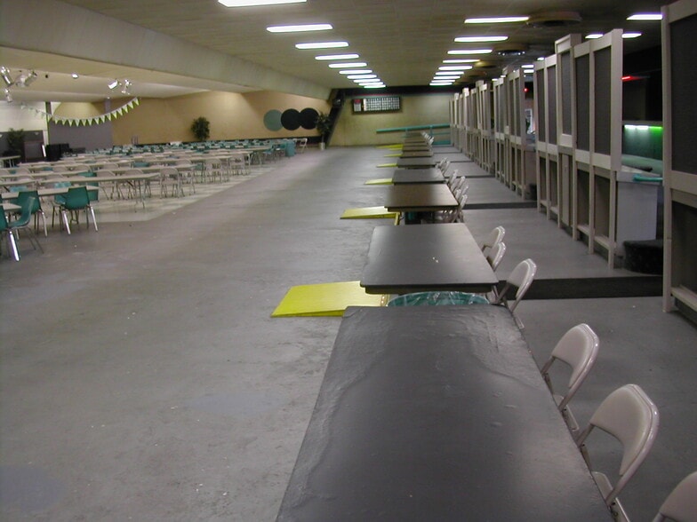 More Photos Of 5301 E Princess Anne Rd, Norfolk Flex For Lease