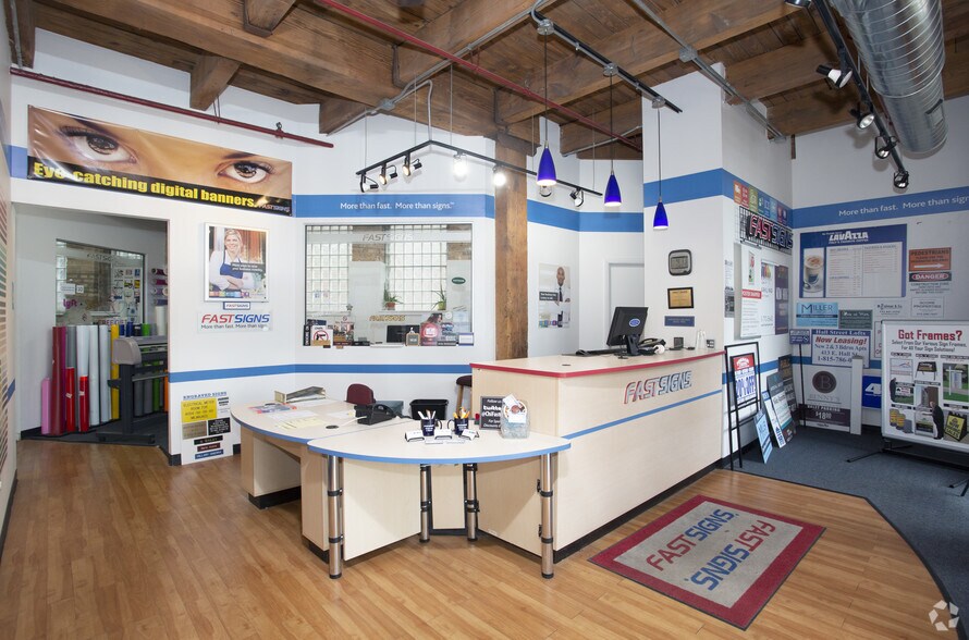 More Photos Of 1820 W Webster Ave, Chicago Loft Creative Space For Lease