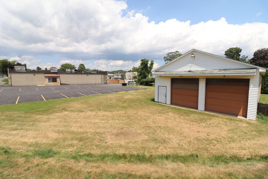 More Photos Of 116 Indiana St, Punxsutawney Restaurant For Sale