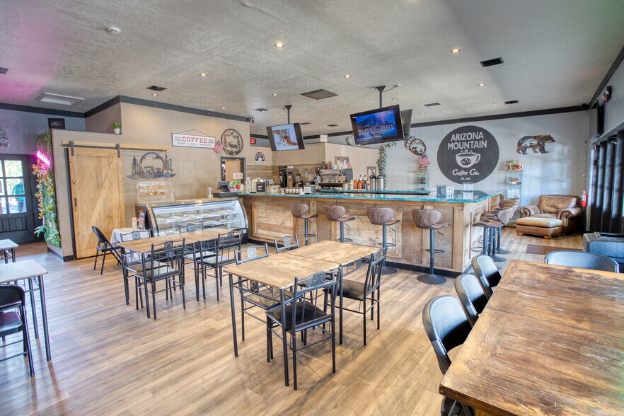 More Photos Of 1450 E White Mountain Blvd, Pinetop Restaurant For Sale