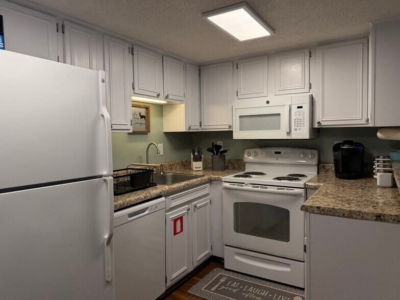 More Photos Of 1081 Cove Rd, Sevierville Specialty For Sale