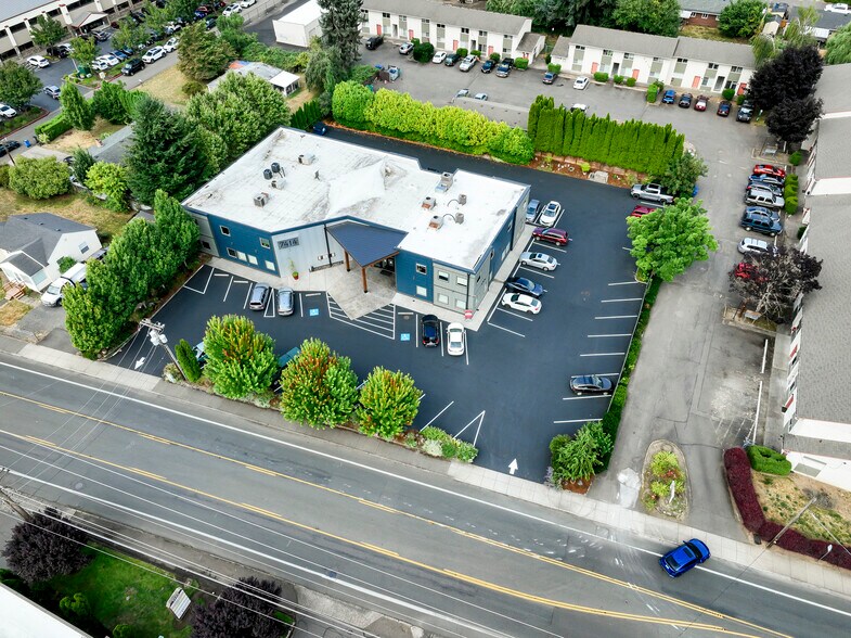 More Photos Of 7414 NE Hazel Dell Ave, Vancouver Office For Sale