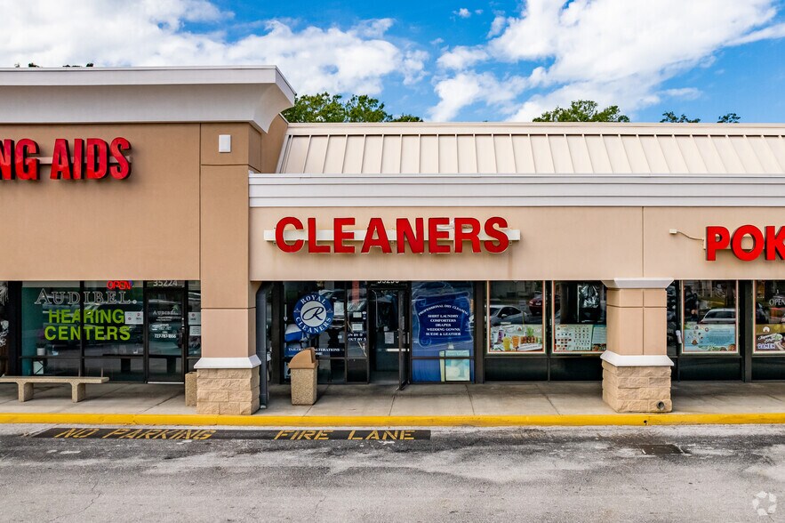 More Photos Of 35104 US Highway 19 N, Palm Harbor Unknown For Lease