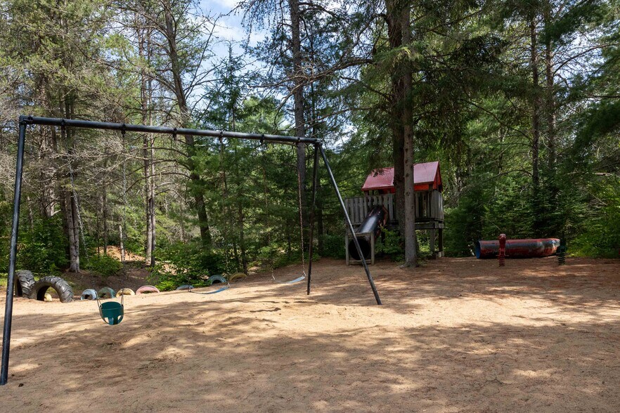 More Photos Of 2883 HWY-60, Dwight Trailer Camper Park For Sale