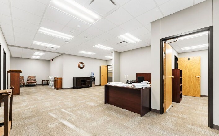 More Photos Of 1607 W Tx-289-loop, Lubbock Medical For Sale