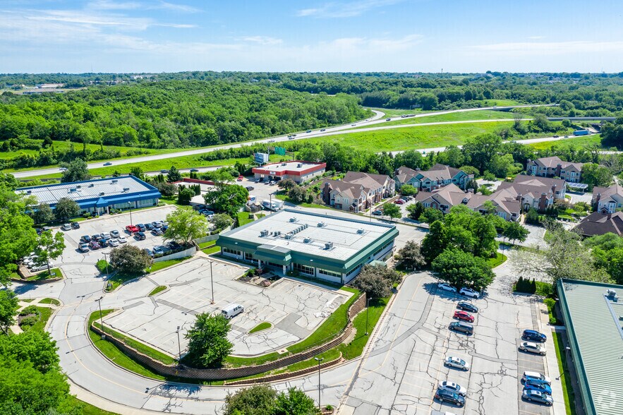 More Photos Of 1440 NW Vivion Rd, Kansas City Office For Lease