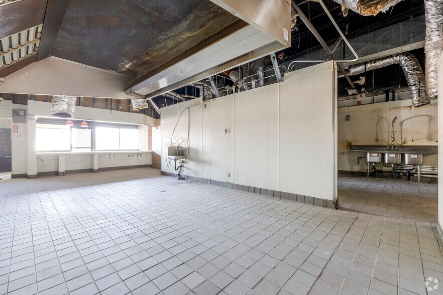 Photo of 1st Floor Ste 985-3