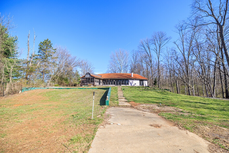 More Photos Of , Bloomington Unknown For Sale