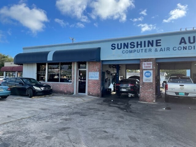 More Photos Of 1010 N Federal Hwy, Hallandale Beach Service For Sale