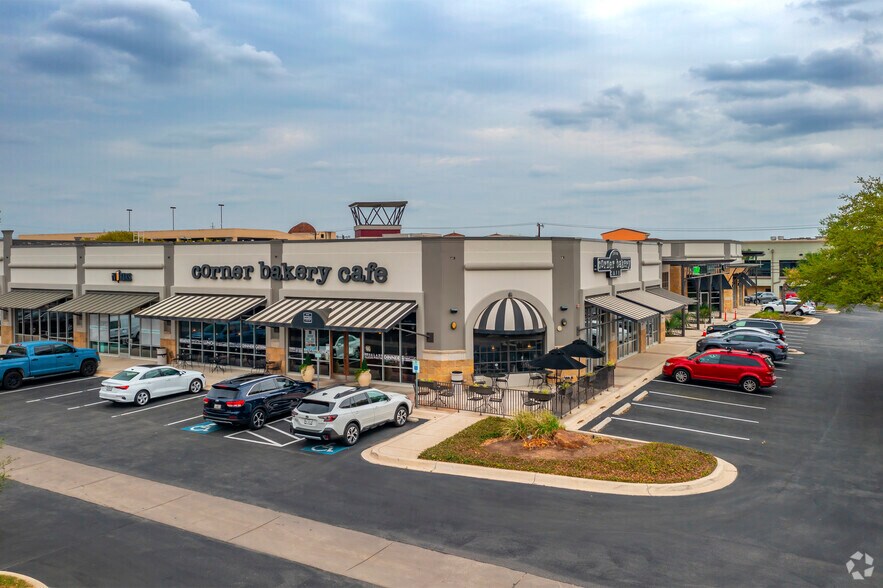 More Photos Of 18700-18740 Stone Oak Pky, San Antonio Unknown For Lease