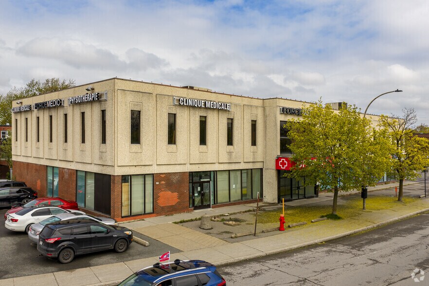 Primary Photo Of 6405-6455 Rue Beaubien E, Montréal Storefront Retail Office For Lease