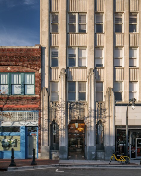 More Photos Of 331-335 W Main St, Durham Office For Lease