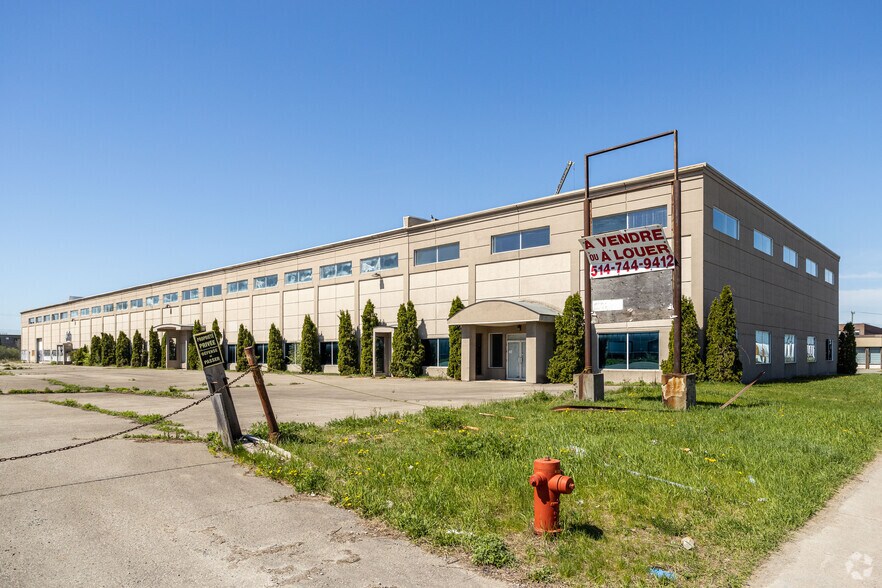 Primary Photo Of 80 Rue Stinson, Montréal Warehouse For Sale